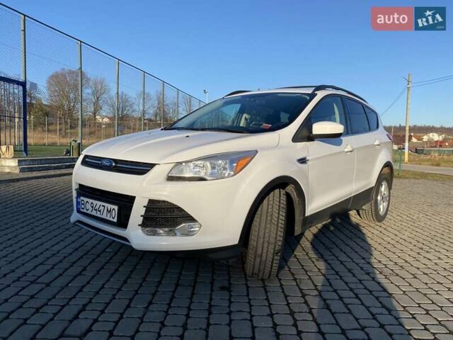 Белый Форд Эскейп, объемом двигателя 2 л и пробегом 140 тыс. км за 11000 $, фото 8 на Automoto.ua