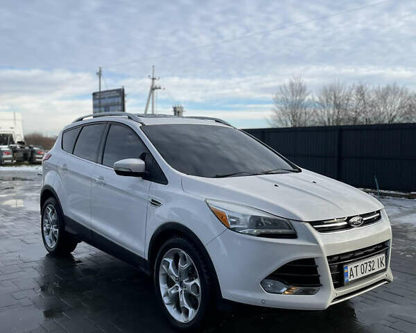 Білий Форд Ескейп, об'ємом двигуна 2 л та пробігом 151 тис. км за 12300 $, фото 1 на Automoto.ua