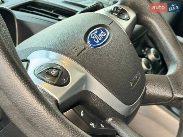 Белый Форд Эскейп, объемом двигателя 2 л и пробегом 140 тыс. км за 11400 $, фото 30 на Automoto.ua