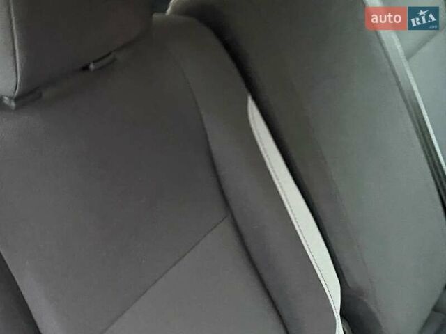 Форд Эскейп 2015 в Киеве на Automoto.ua Белый Форд Эскейп, объемом двигателя 2.5 л и пробегом 156 тыс. км за 10900 $, фото 54 на Automoto.ua