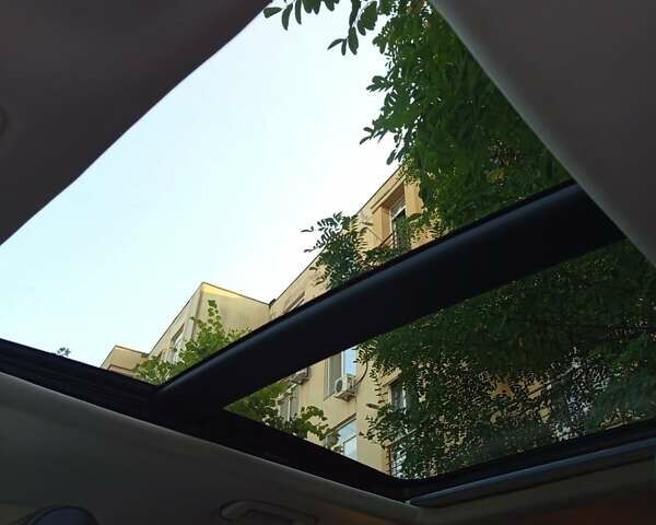 Белый Форд Эскейп, объемом двигателя 2 л и пробегом 130 тыс. км за 13700 $, фото 9 на Automoto.ua