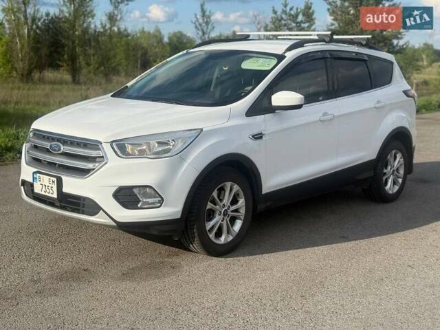 Белый Форд Эскейп, объемом двигателя 1.5 л и пробегом 242 тыс. км за 10700 $, фото 14 на Automoto.ua