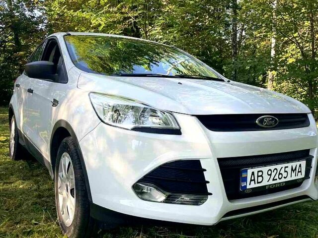 Білий Форд Ескейп, об'ємом двигуна 2.5 л та пробігом 100 тис. км за 12800 $, фото 6 на Automoto.ua