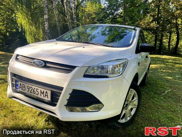 Білий Форд Ескейп, об'ємом двигуна 2.5 л та пробігом 100 тис. км за 12800 $, фото 3 на Automoto.ua