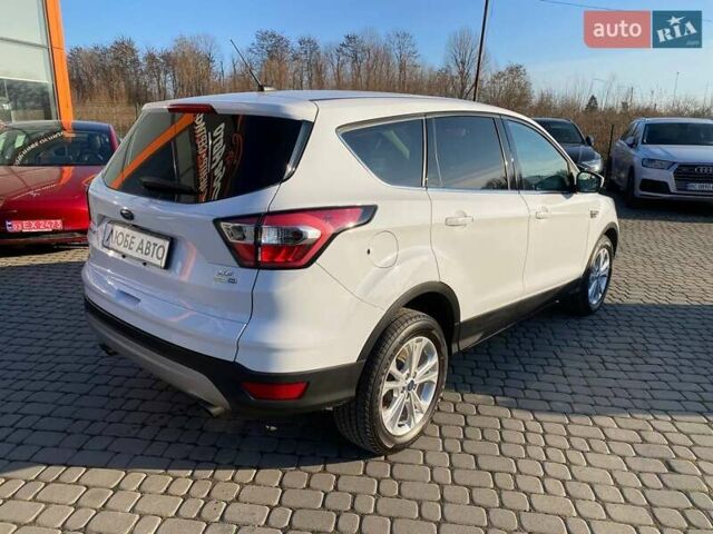 Білий Форд Ескейп, об'ємом двигуна 1.5 л та пробігом 210 тис. км за 11400 $, фото 6 на Automoto.ua