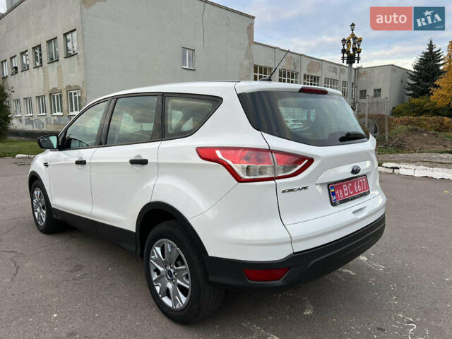 Форд Эскейп 2016 в Жмеренке на Automoto.ua Белый Форд Эскейп, объемом двигателя 2.5 л и пробегом 149 тыс. км за 10980 $, фото 8 на Automoto.ua