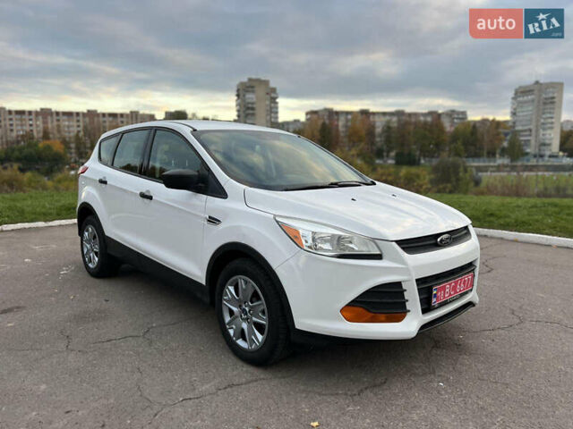Форд Эскейп 2016 в Жмеренке на Automoto.ua Белый Форд Эскейп, объемом двигателя 2.5 л и пробегом 149 тыс. км за 10980 $, фото 6 на Automoto.ua