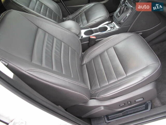 Белый Форд Эскейп, объемом двигателя 2 л и пробегом 117 тыс. км за 14000 $, фото 44 на Automoto.ua