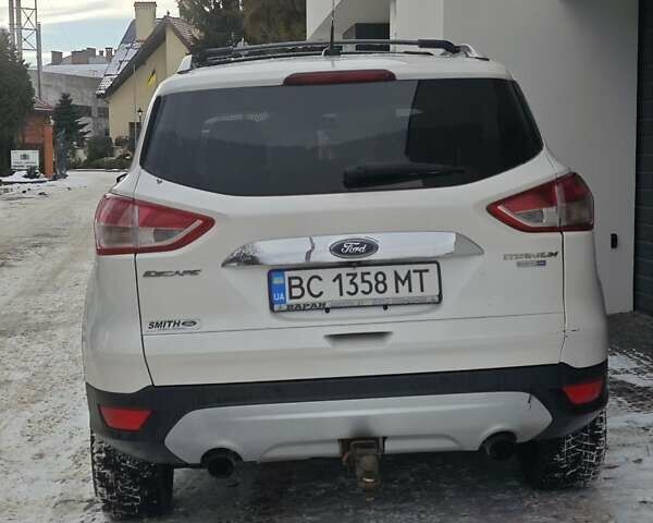 Белый Форд Эскейп, объемом двигателя 2 л и пробегом 131 тыс. км за 10350 $, фото 3 на Automoto.ua