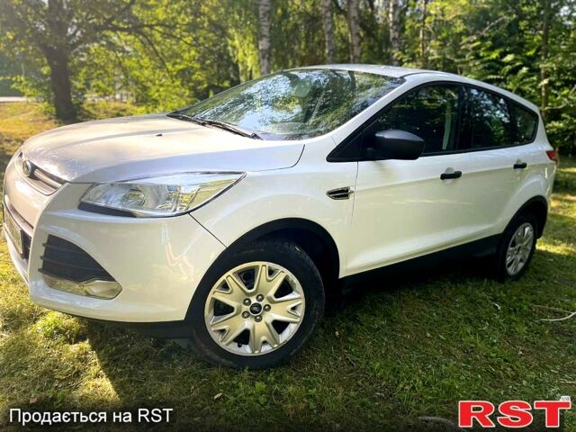 Білий Форд Ескейп, об'ємом двигуна 2.5 л та пробігом 100 тис. км за 12800 $, фото 2 на Automoto.ua