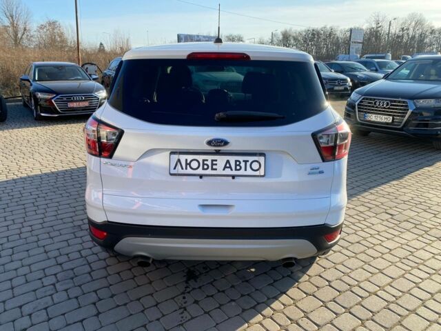 Білий Форд Ескейп, об'ємом двигуна 1.5 л та пробігом 210 тис. км за 12900 $, фото 5 на Automoto.ua