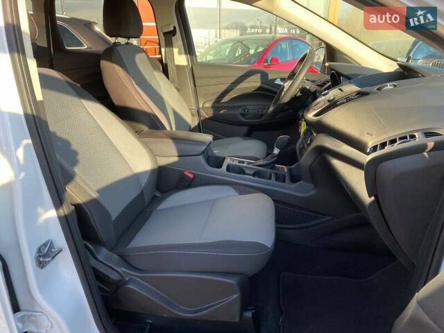 Білий Форд Ескейп, об'ємом двигуна 1.5 л та пробігом 210 тис. км за 11400 $, фото 24 на Automoto.ua