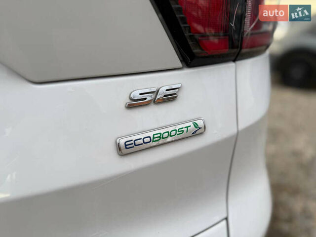 Белый Форд Эскейп, объемом двигателя 1.5 л и пробегом 75 тыс. км за 14100 $, фото 20 на Automoto.ua