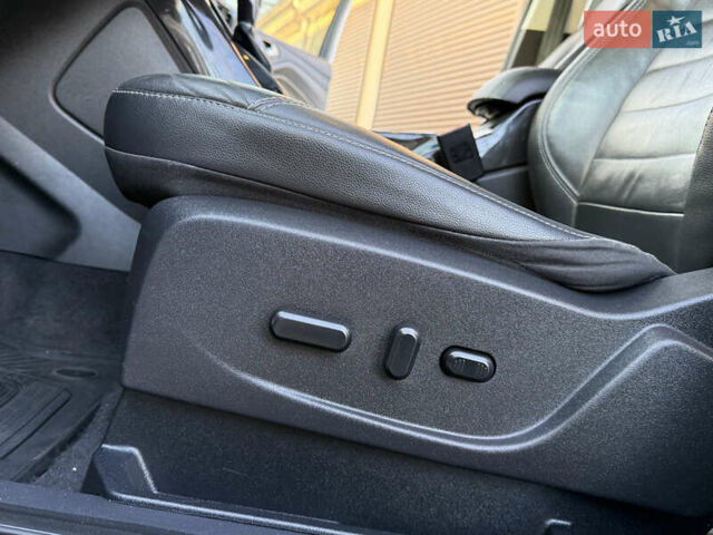 Белый Форд Эскейп, объемом двигателя 2 л и пробегом 161 тыс. км за 11950 $, фото 42 на Automoto.ua