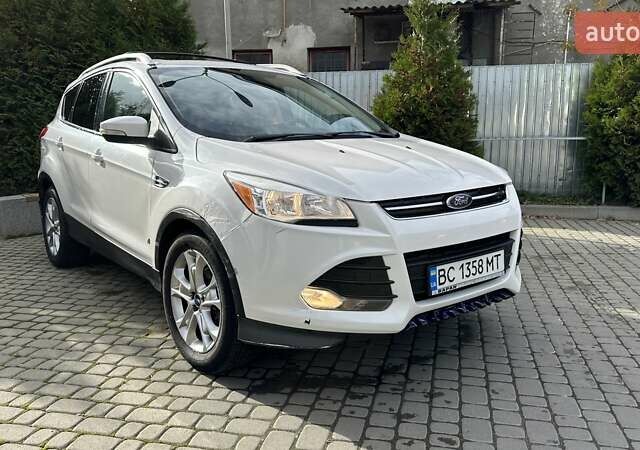 Форд Ескейп 2016 у Івано-Франківську на Automoto.ua Білий Форд Ескейп, об'ємом двигуна 2 л та пробігом 130 тис. км за 12000 $, фото 13 на Automoto.ua