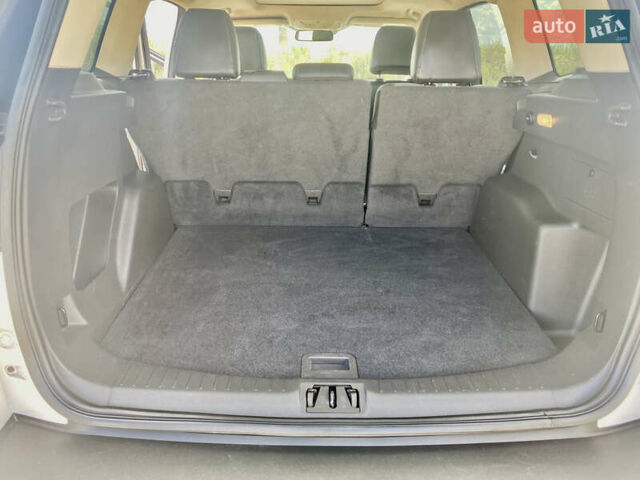 Білий Форд Ескейп, об'ємом двигуна 1.5 л та пробігом 49 тис. км за 12500 $, фото 11 на Automoto.ua