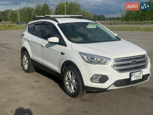 Белый Форд Эскейп, объемом двигателя 1.5 л и пробегом 242 тыс. км за 10700 $, фото 1 на Automoto.ua