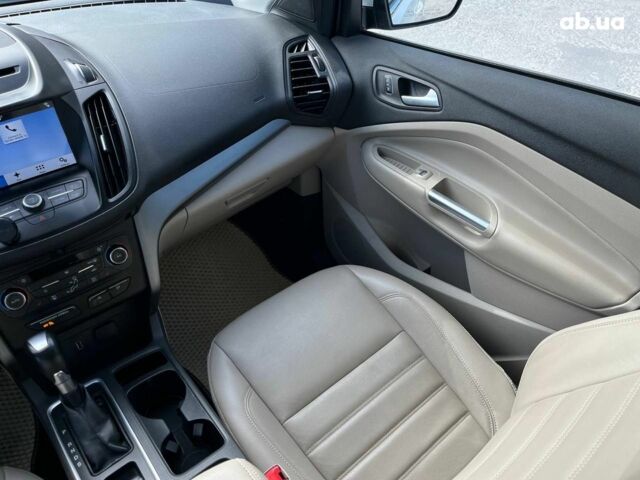 Белый Форд Эскейп, объемом двигателя 1.5 л и пробегом 105 тыс. км за 13980 $, фото 29 на Automoto.ua