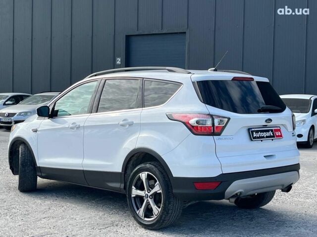 Белый Форд Эскейп, объемом двигателя 1.5 л и пробегом 105 тыс. км за 13980 $, фото 6 на Automoto.ua