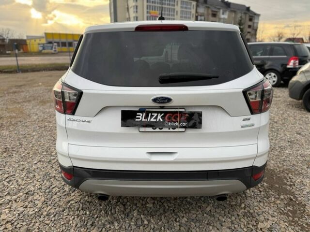 Белый Форд Эскейп, объемом двигателя 0 л и пробегом 87 тыс. км за 14100 $, фото 6 на Automoto.ua