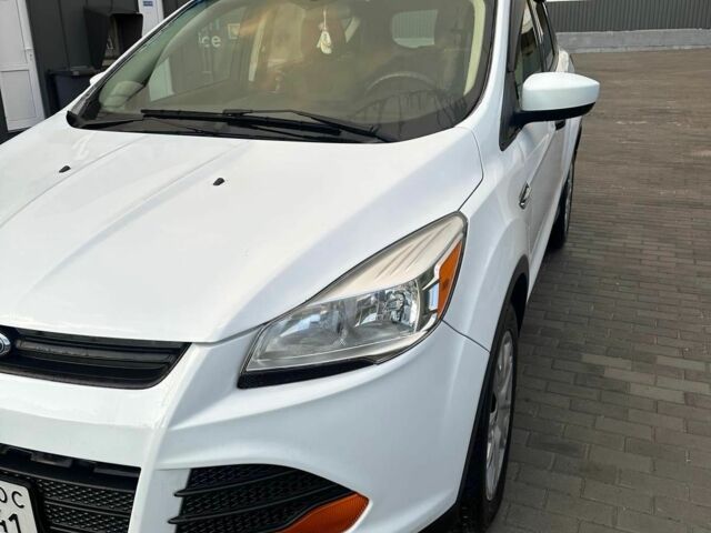 Белый Форд Эскейп, объемом двигателя 2.5 л и пробегом 240 тыс. км за 9800 $, фото 10 на Automoto.ua