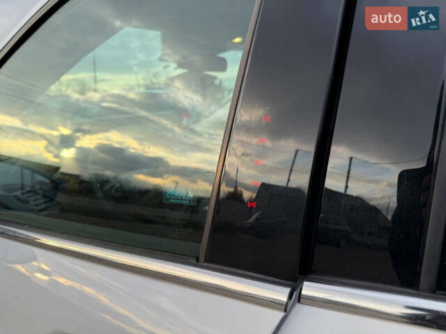 Белый Форд Эскейп, объемом двигателя 1.5 л и пробегом 75 тыс. км за 14100 $, фото 6 на Automoto.ua