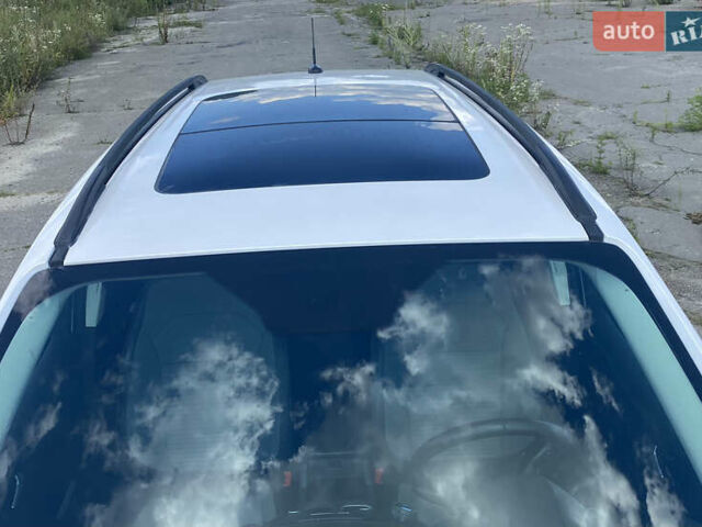 Білий Форд Ескейп, об'ємом двигуна 1.5 л та пробігом 49 тис. км за 12500 $, фото 8 на Automoto.ua