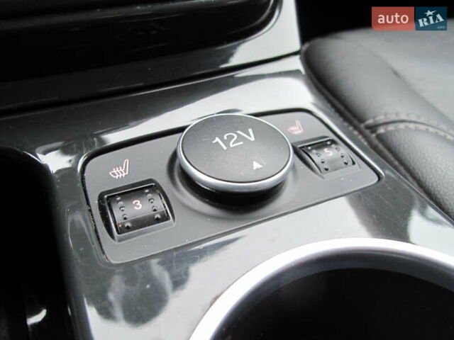 Белый Форд Эскейп, объемом двигателя 2 л и пробегом 117 тыс. км за 14000 $, фото 70 на Automoto.ua