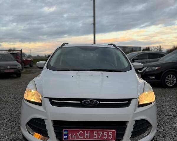 Білий Форд Ескейп, об'ємом двигуна 1.6 л та пробігом 219 тис. км за 8799 $, фото 2 на Automoto.ua