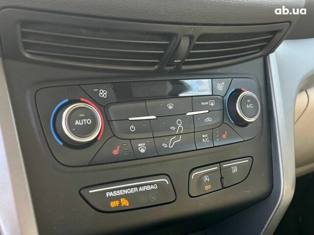 Белый Форд Эскейп, объемом двигателя 1.5 л и пробегом 105 тыс. км за 13980 $, фото 43 на Automoto.ua