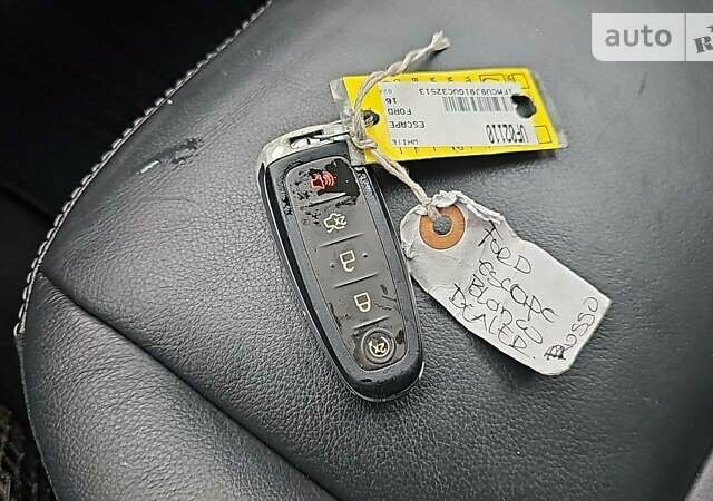 Форд Ескейп 2016 у Львові на Automoto.ua Білий Форд Ескейп, об'ємом двигуна 2 л та пробігом 94 тис. км за 2200 $, фото 9 на Automoto.ua