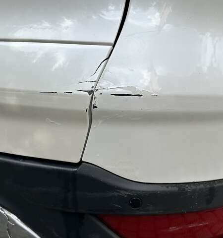 Форд Ескейп 2016 у Івано-Франківську на Automoto.ua Білий Форд Ескейп, об'ємом двигуна 2 л та пробігом 130 тис. км за 12000 $, фото 10 на Automoto.ua