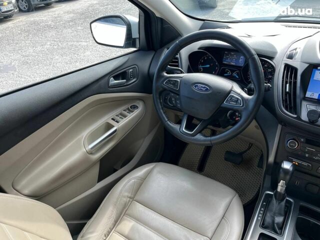 Белый Форд Эскейп, объемом двигателя 1.5 л и пробегом 105 тыс. км за 13980 $, фото 30 на Automoto.ua