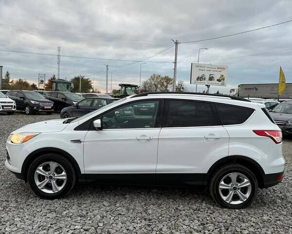 Білий Форд Ескейп, об'ємом двигуна 1.6 л та пробігом 219 тис. км за 8799 $, фото 3 на Automoto.ua