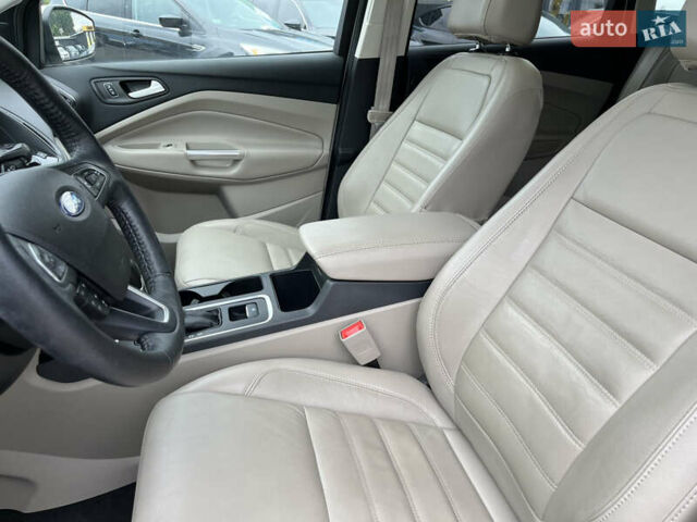 Белый Форд Эскейп, объемом двигателя 1.5 л и пробегом 167 тыс. км за 13350 $, фото 14 на Automoto.ua