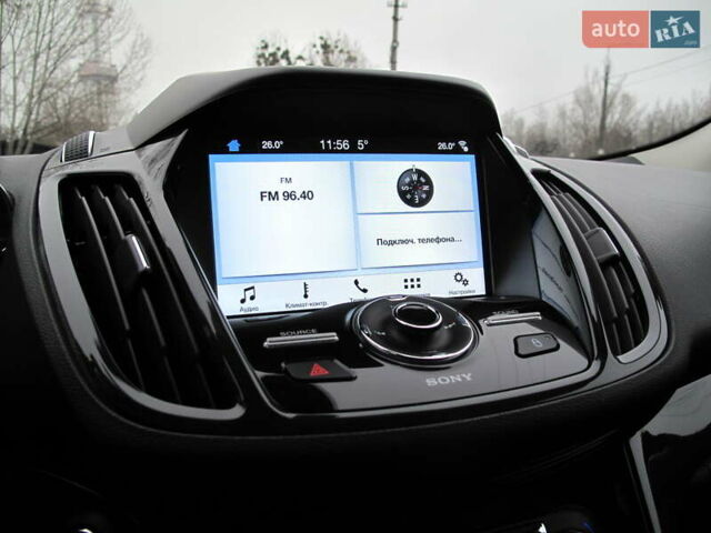 Белый Форд Эскейп, объемом двигателя 2 л и пробегом 117 тыс. км за 14000 $, фото 64 на Automoto.ua