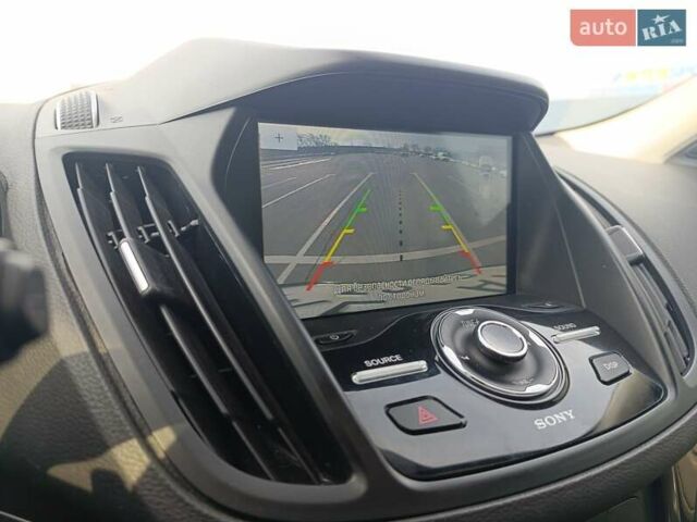 Белый Форд Эскейп, объемом двигателя 2 л и пробегом 145 тыс. км за 14999 $, фото 49 на Automoto.ua