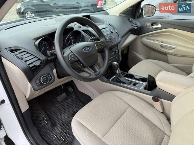 Белый Форд Эскейп, объемом двигателя 1.5 л и пробегом 75 тыс. км за 14100 $, фото 10 на Automoto.ua