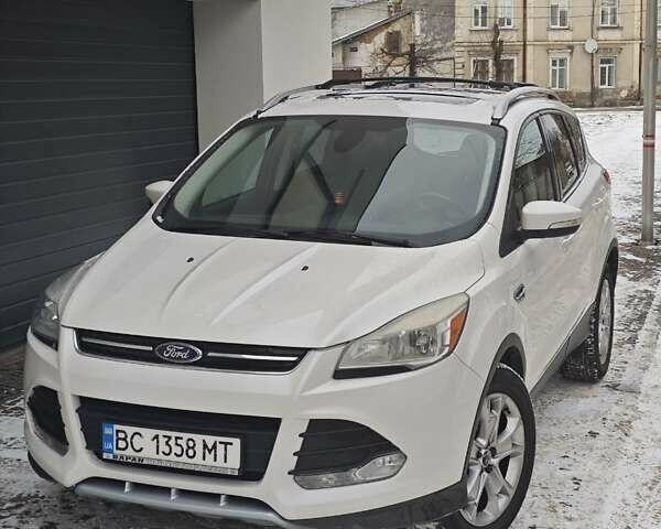 Белый Форд Эскейп, объемом двигателя 2 л и пробегом 131 тыс. км за 10350 $, фото 17 на Automoto.ua