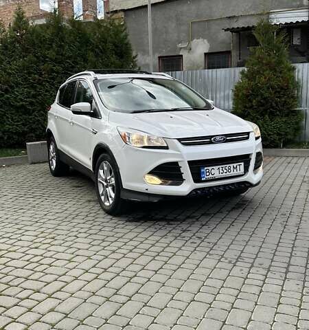 Форд Ескейп 2016 у Івано-Франківську на Automoto.ua Білий Форд Ескейп, об'ємом двигуна 2 л та пробігом 130 тис. км за 12000 $, фото 4 на Automoto.ua