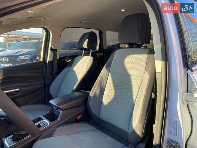 Білий Форд Ескейп, об'ємом двигуна 1.5 л та пробігом 210 тис. км за 11400 $, фото 20 на Automoto.ua