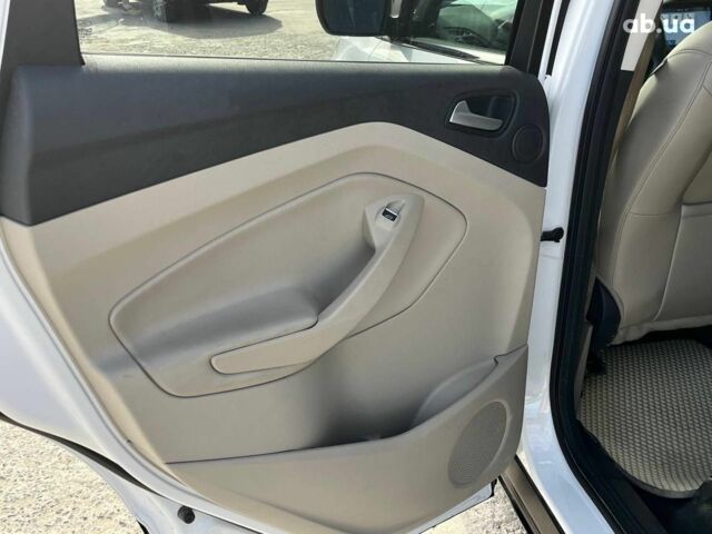 Белый Форд Эскейп, объемом двигателя 1.5 л и пробегом 105 тыс. км за 13980 $, фото 32 на Automoto.ua