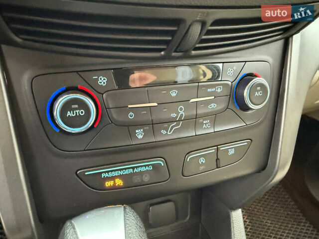 Белый Форд Эскейп, объемом двигателя 1.5 л и пробегом 75 тыс. км за 14100 $, фото 23 на Automoto.ua