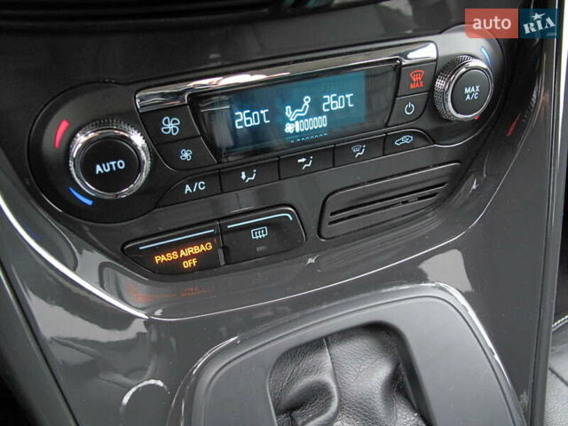 Белый Форд Эскейп, объемом двигателя 2 л и пробегом 117 тыс. км за 14000 $, фото 68 на Automoto.ua