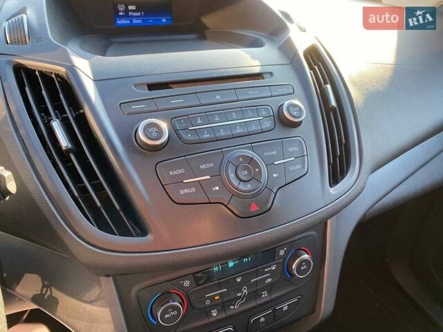 Білий Форд Ескейп, об'ємом двигуна 1.5 л та пробігом 210 тис. км за 11400 $, фото 16 на Automoto.ua