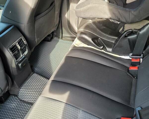 Белый Форд Эскейп, объемом двигателя 1.5 л и пробегом 137 тыс. км за 13700 $, фото 29 на Automoto.ua