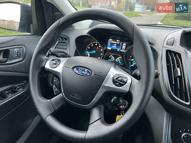 Форд Эскейп 2016 в Жмеренке на Automoto.ua Белый Форд Эскейп, объемом двигателя 2.5 л и пробегом 149 тыс. км за 10980 $, фото 30 на Automoto.ua