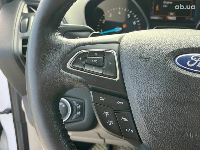 Белый Форд Эскейп, объемом двигателя 1.5 л и пробегом 105 тыс. км за 13980 $, фото 41 на Automoto.ua