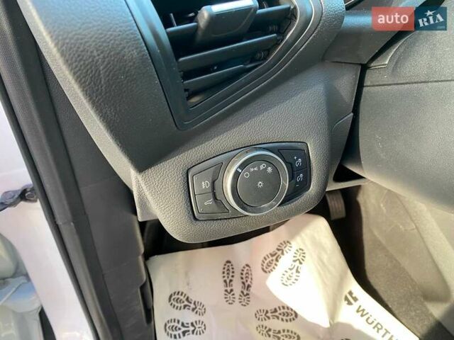 Білий Форд Ескейп, об'ємом двигуна 1.5 л та пробігом 210 тис. км за 11400 $, фото 12 на Automoto.ua