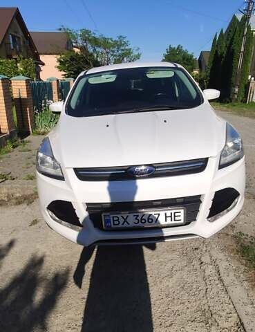 Білий Форд Ескейп, об'ємом двигуна 2.5 л та пробігом 230 тис. км за 10200 $, фото 1 на Automoto.ua